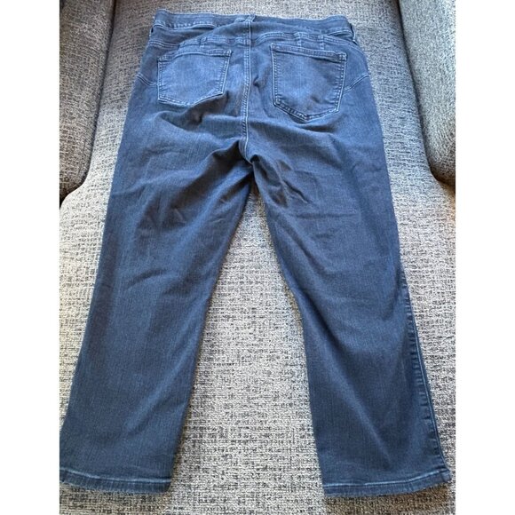 Torrid Crop Bombshell Skinny Jeans Premium Stretch Women's Size 14 Blue Denim - Picture 8 of 8